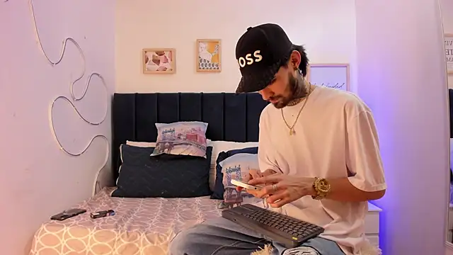 Brutal Sex Fucking online show from 11-17-25, 09:30