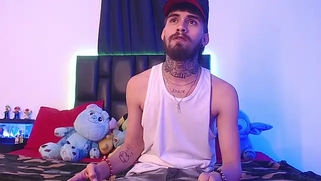 Brutal Sex Fucking online show from 03-18-25, 07:22