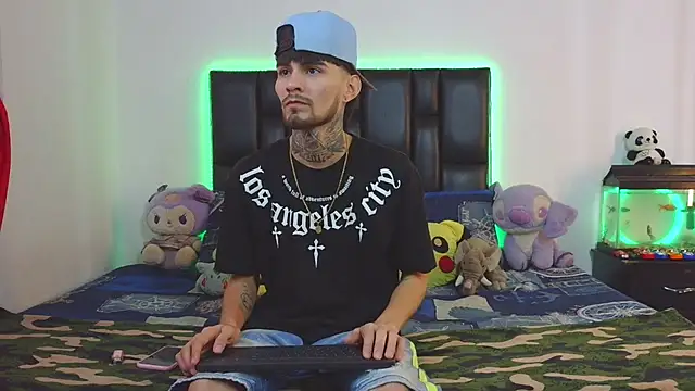 Brutal Sex Fucking online show from 05-09-26, 08:34