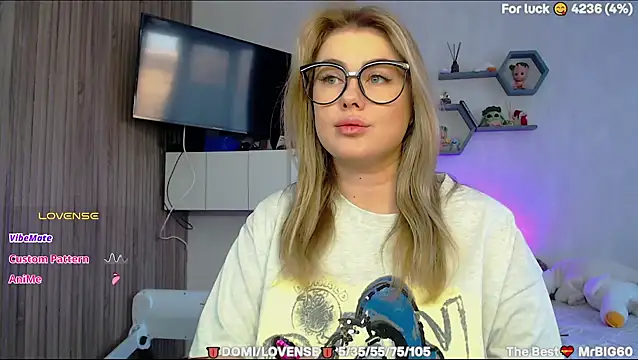 SuchCute online show from 03-04-26, 02:30