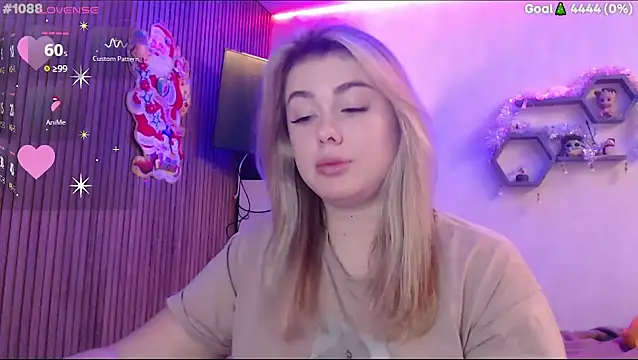 SuchCute online show from 01-10-26, 02:51