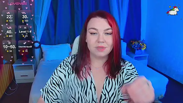 Snapshot of Lilumytrend chatting on 10-21-25, 12:15 Lilumytrend online show from 10-21-25, 12:15