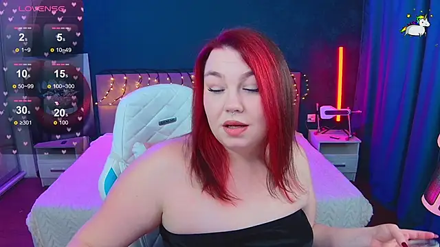 Snapshot of Lilumytrend chatting on 11-26-25, 12:05 Lilumytrend online show from 11-26-25, 12:05