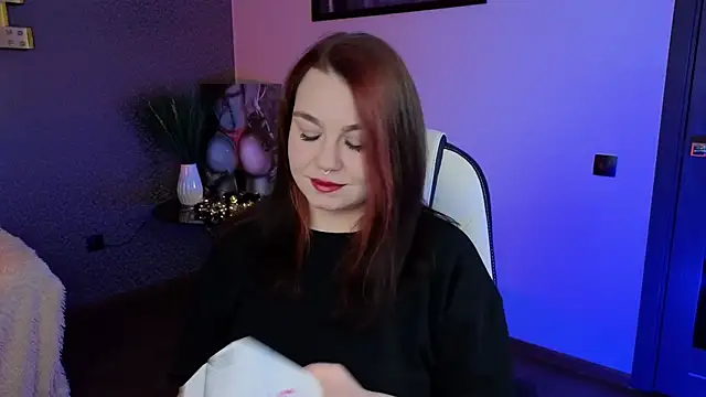 Snapshot of Lilumytrend chatting on 03-20-25, 12:22 Lilumytrend online show from 03-20-25, 12:22