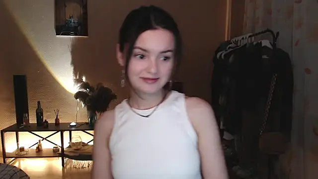 Snapshot of CuteRuby99 chatting on 02-13-25, 04:39 CuteRuby99 online show from 02-13-25, 04:39