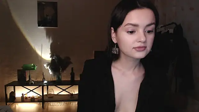 Snapshot of CuteRuby99 chatting on 10-08-25, 01:23 CuteRuby99 online show from 10-08-25, 01:23