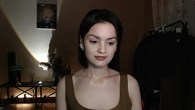 Snapshot of CuteRuby99 chatting on 05-10-26, 04:20 CuteRuby99 online show from 05-10-26, 04:20