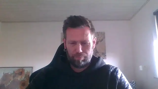 Snapshot of Gotta1 chatting on 03-21-25, 01:23 Gotta1 online show from 03-21-25, 01:23