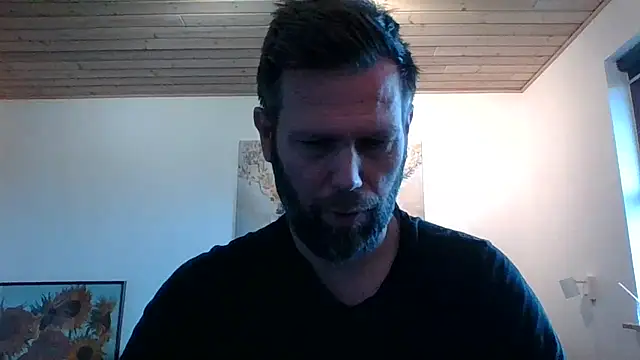 Snapshot of Gotta1 chatting on 12-29-24, 11:29 Gotta1 online show from 12-29-24, 11:29