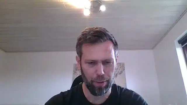 Snapshot of Gotta1 chatting on 10-13-25, 01:02 Gotta1 online show from 10-13-25, 01:02