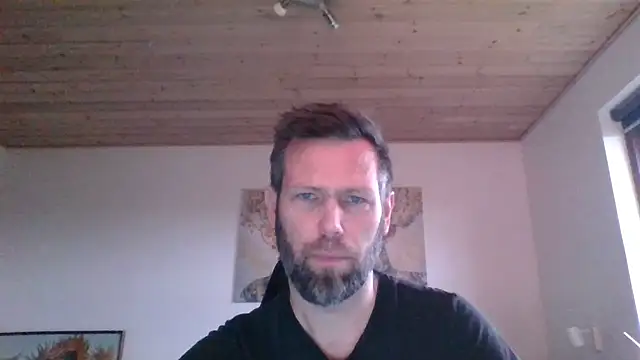 Snapshot of Gotta1 chatting on 12-28-24, 09:52 Gotta1 online show from 12-28-24, 09:52