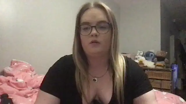 honeyyy24 online show from 10-09-25, 09:59