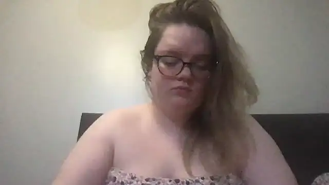 honeyyy24 online show from 01-11-26, 07:10