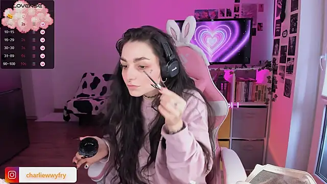 Snapshot of mollydoorsis1 chatting on 02-08-25, 09:13 mollydoorsis1 online show from 02-08-25, 09:13