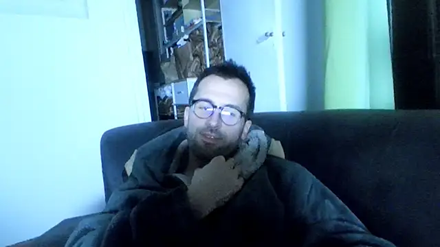Snapshot of byakkotorra chatting on 03-03-25, 12:56 byakkotorra online show from 03-03-25, 12:56