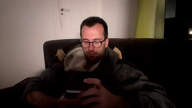 Snapshot of byakkotorra chatting on 03-02-25, 06:46 byakkotorra online show from 03-02-25, 06:46