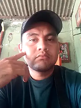 travieso2893 online show from 02-05-25, 02:48