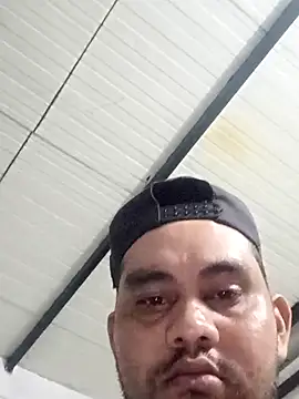 travieso2893 online show from 11-12-25, 04:38