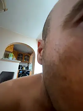 Snapshot of Nikolaiyy chatting on 10-07-25, 09:32 Nikolaiyy online show from 10-07-25, 09:32