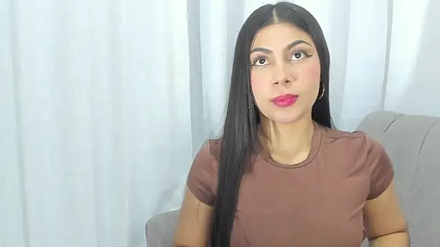 laly mariana online show from 12-17-25, 01:21