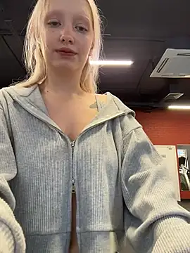 Milkyy wway online show from 02-22-26, 05:54