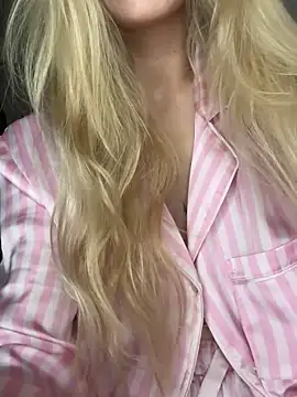 Lolitaxlola online show from 03-27-26, 09:21