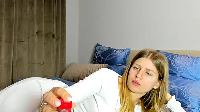 kirraa  online show from 12-03-25, 02:49