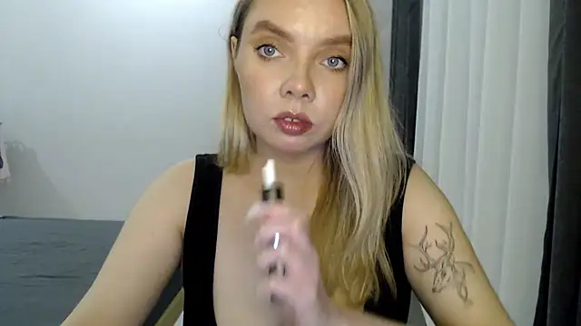 Snapshot of PolinaXXXJones chatting on 01-22-25, 05:06 PolinaXXXJones online show from 01-22-25, 05:06