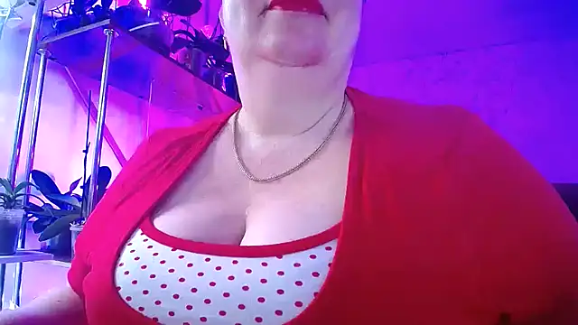  Sweet Woman online show from 03-06-26, 05:46