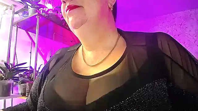  Sweet Woman online show from 11-17-25, 05:44