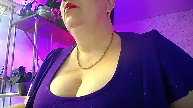  Sweet Woman online show from 01-09-26, 07:37