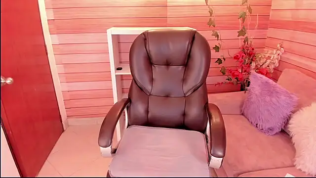 Snapshot of marien_thomson_ chatting on 01-09-26, 01:34 marien thomson online show from 01-09-26, 01:34