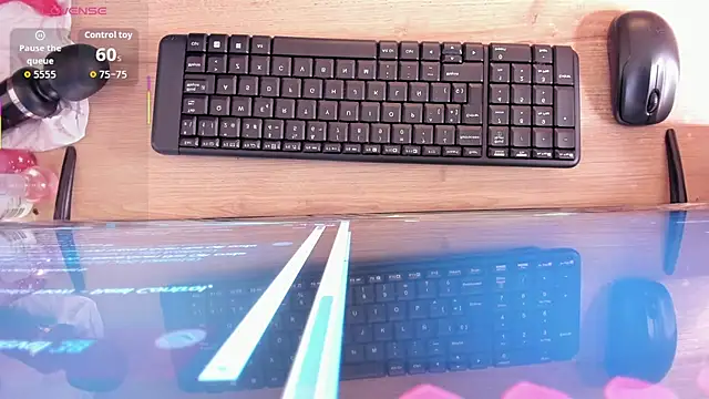 Snapshot of marien_thomson_ chatting on 02-05-26, 01:12 marien thomson online show from 02-05-26, 01:12