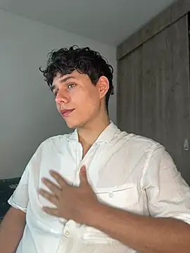 Snapshot of Naytoon__lex chatting on 07-16-26, 11:02 Naytoon lex online show from 07-16-26, 11:02