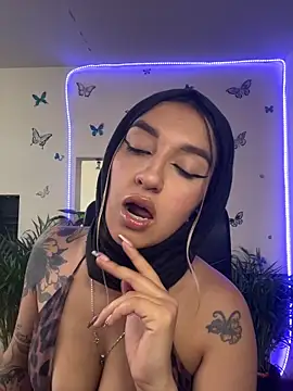 Lia-mitch online show from 03-26-26, 06:39