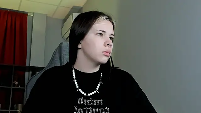 AliceSunday online show from 12-05-25, 02:00