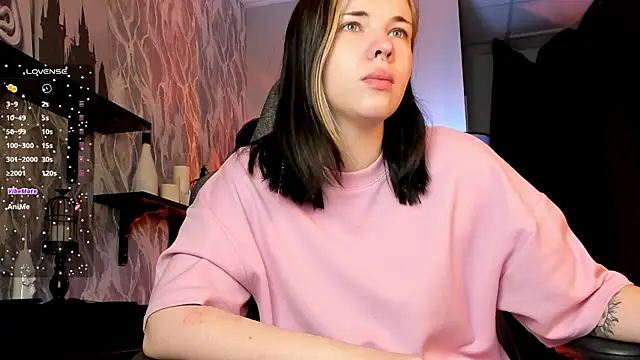 AliceSunday online show from 11-11-25, 02:06