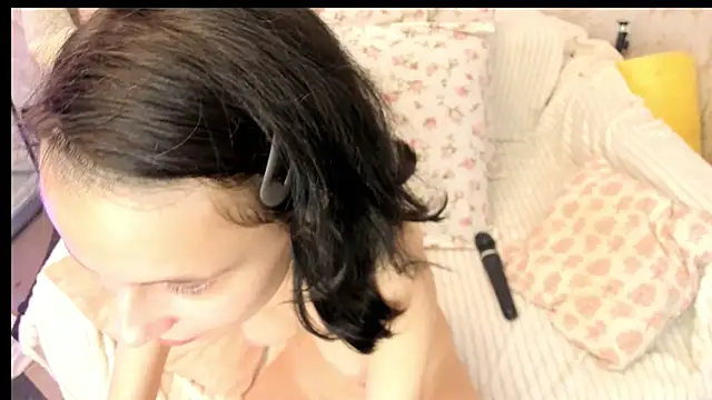 Luafy Toddy online show from 11-17-25, 03:10