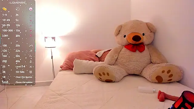 Lunadahia online show from 09-09-25, 02:54