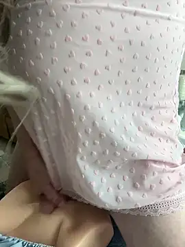 NinasNylonz online show from 02-27-25, 09:04