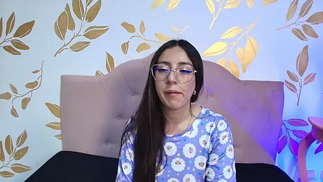Snapshot of Sweet_Sammy_ chatting on 02-25-25, 03:52 Sweet Sammy online show from 02-25-25, 03:52