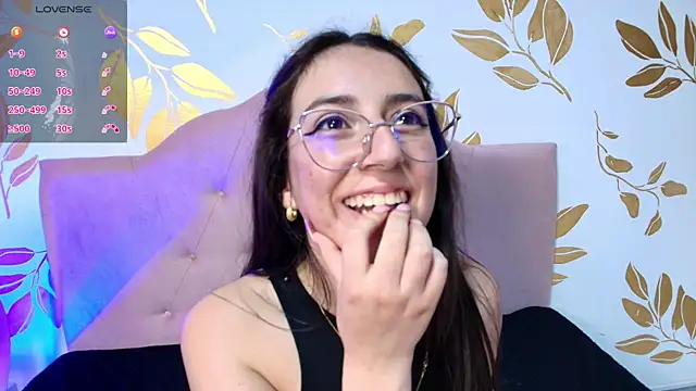 Snapshot of Sweet_Sammy_ chatting on 02-24-25, 10:04 Sweet Sammy online show from 02-24-25, 10:04