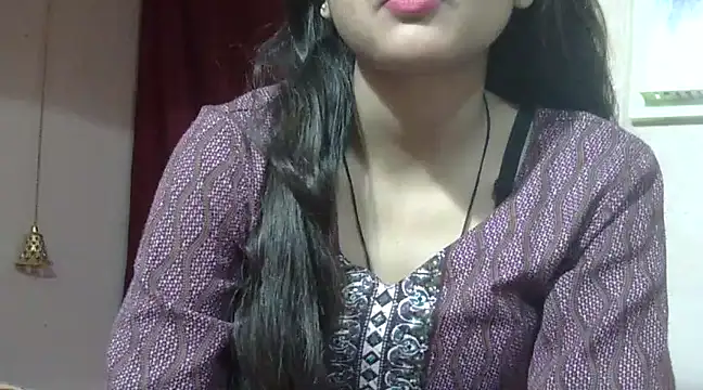 Snapshot of Aayesha chatting on 03-19-25, 10:55 Aayesha online show from 03-19-25, 10:55