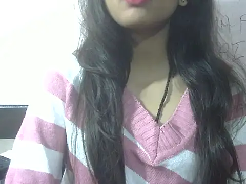 Snapshot of Aayesha chatting on 02-08-26, 05:49 Aayesha online show from 02-08-26, 05:49