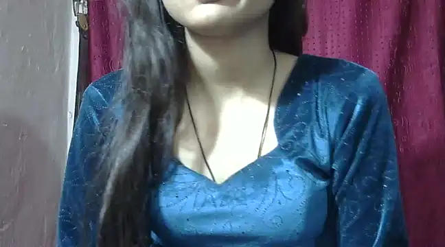 Snapshot of Aayesha chatting on 12-10-24, 08:08 Aayesha online show from 12-10-24, 08:08