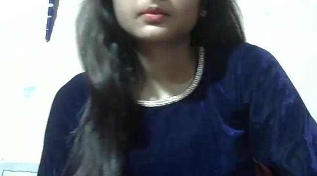 Snapshot of Aayesha chatting on 02-17-25, 11:11 Aayesha online show from 02-17-25, 11:11