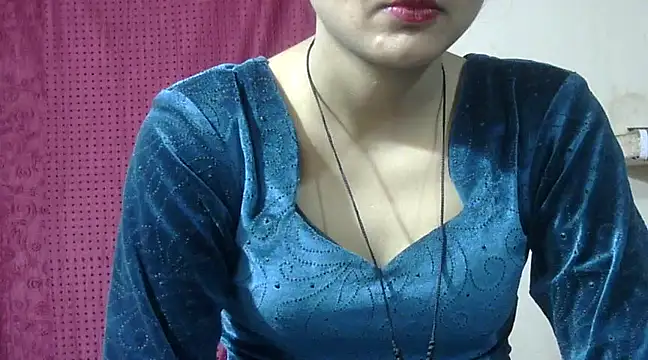 Snapshot of Aayesha chatting on 12-05-24, 07:21 Aayesha online show from 12-05-24, 07:21