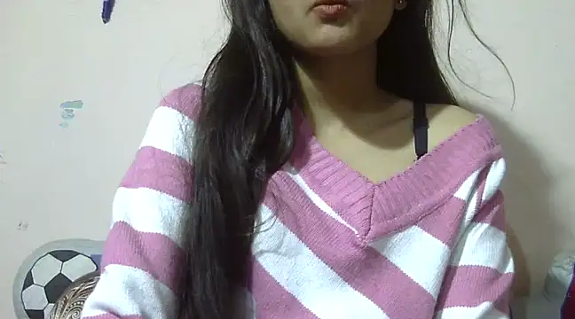 Snapshot of Aayesha chatting on 02-16-25, 03:15 Aayesha online show from 02-16-25, 03:15