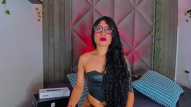 BriaConner  online show from 05-10-26, 11:03