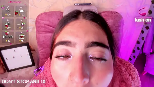 Snapshot of Arii_vega_ chatting on 03-17-25, 01:29 Arii vega  online show from 03-17-25, 01:29